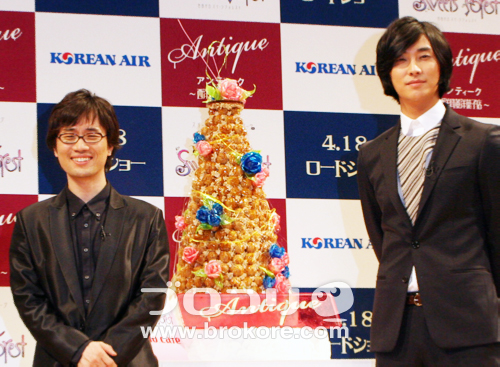 チュ・ジフン、ほろ苦舞台挨拶？　映画『アンティーク』ジャパンプレミア
