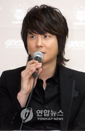 シン・ヘソン、韓国初の単独ファンミーティング